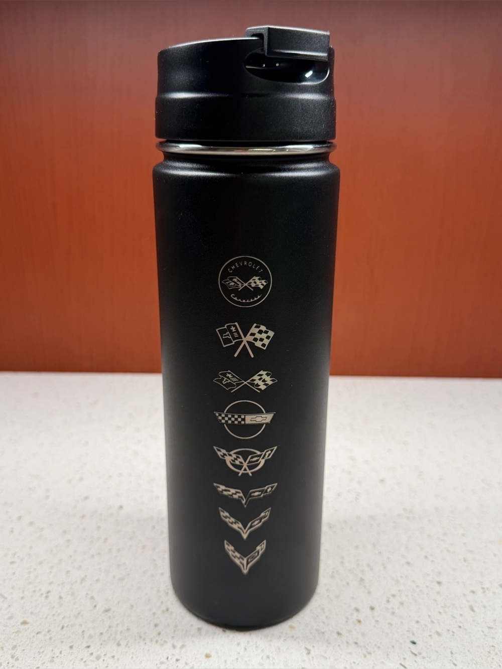 NEW GM H2GO CHEVROLET CORVETTE LOGOS BLACK STAINLESS BOTTLE DISNEY TEST TRACK